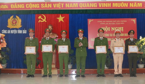 Công an huyện Vĩnh Bảo: Triển khai 8 nhiệm vụ trọng tâm năm 2024